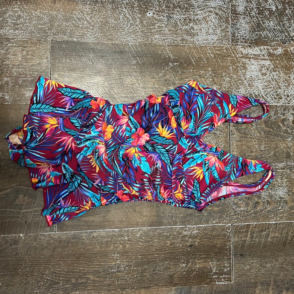 Shore Shapes Swimwear Womens‎ Tropical Floral Ruffle Swimdress Burgundy Size 8